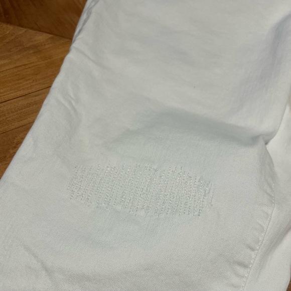 Talbots Flawless Women's Bright White Slim Ankle Curvy jeans size 12 - Picture 2 of 11